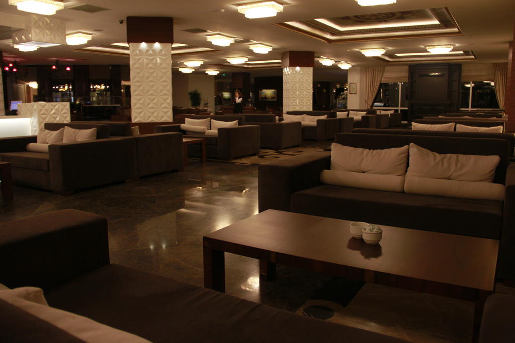 Sky Tower Hotel Akcakoca Convention & Spa Center ภายนอก รูปภาพ